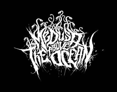 logo Medusa Above The Ocean